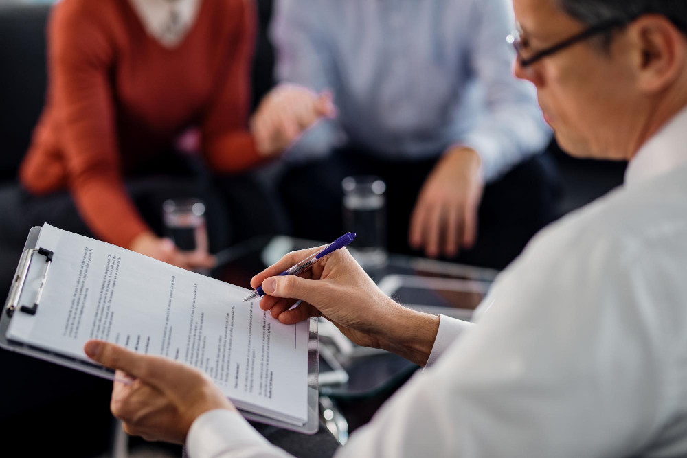 Las Vegas personal injury lawyer meeting with accident victim about compensation claim