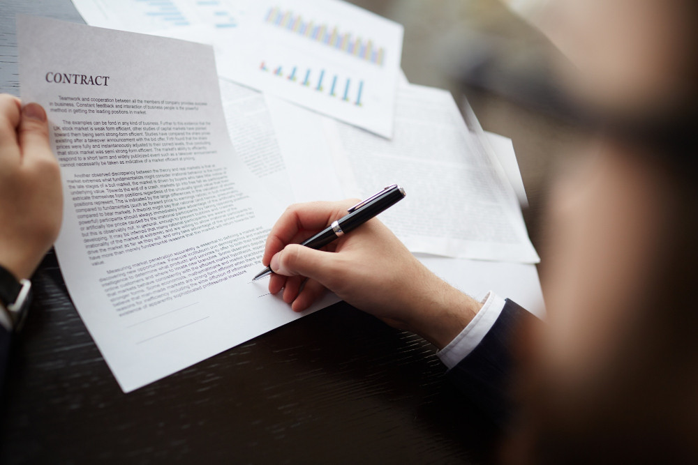 Contract Drafting Services Attorney helping Nevada businesses create legally sound agreements in Las Vegas and Reno