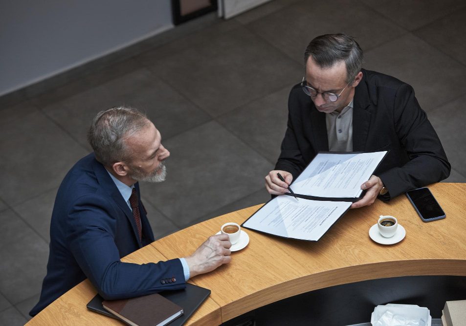 common-legal-mistakes-nevada-businesses-individuals Nevada attorney advising a business owner and individual about common legal mistakes and proactive legal planning
