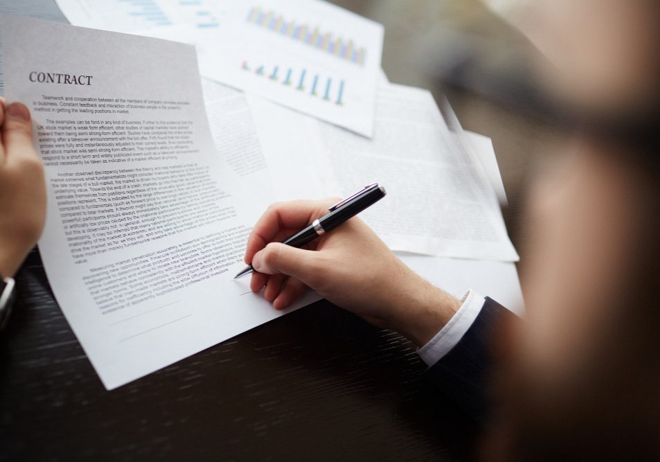 contract-drafting-services-las-vegas-reno Contract Drafting Services Attorney helping Nevada businesses create legally sound agreements in Las Vegas and Reno
